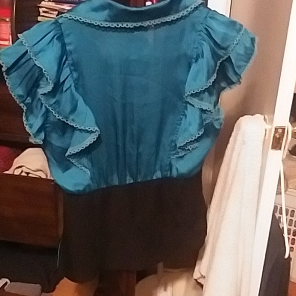 Med oh yes rhinestone vneck - Picture 3 of 3